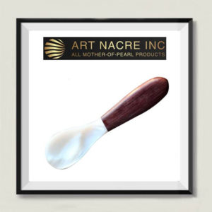 Art Nacre Inc - Caviar Mother-of-Pearl Spoon with Wooden Handle